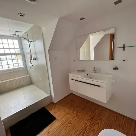 Lägenhet Marina Apts. Real