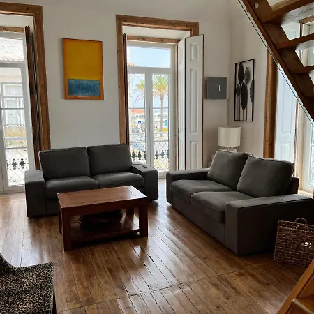 Lägenhet Marina Apts. Real *